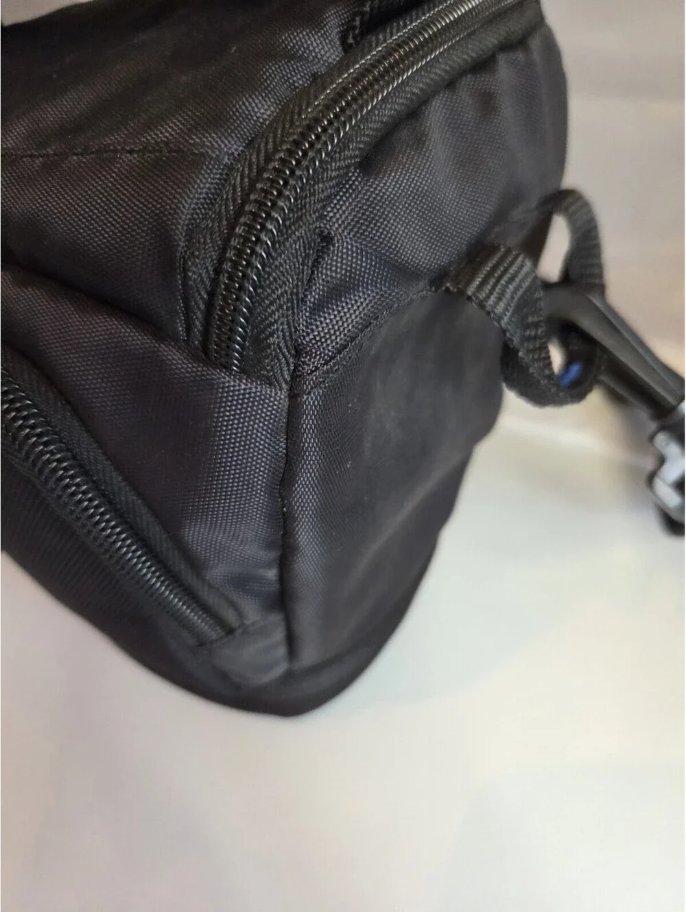 Case Logic SLR Zoom Camera & Lens Holster Bag w/ Hard Bottom And Strap SC4